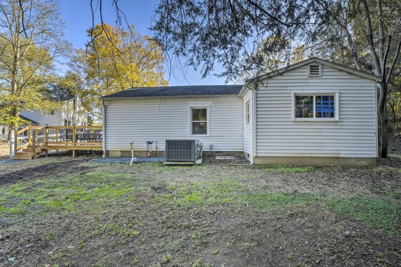 Peaceful Renovated Home With Deck On Half Acre! Asheboro Exteriér fotografie